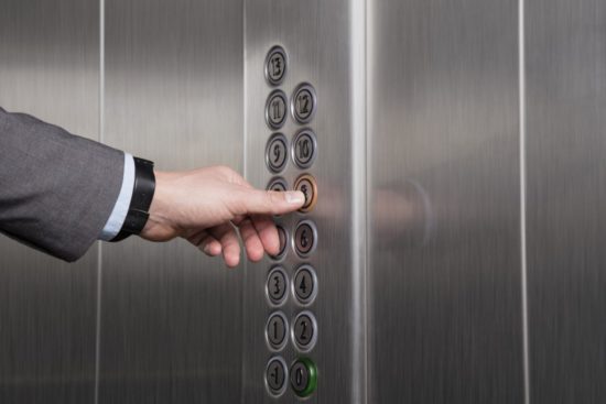 Фонды капремонта в РФ могут обязать закупать лифты у производителей
