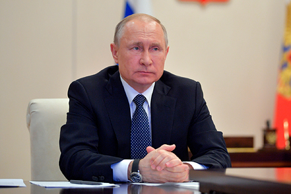 Путин задумался о сокращении нерабочих дней в России