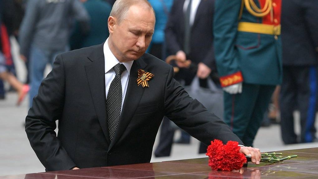 Путин поздравил россиян с Днем Победы в Великой Отечественной войне